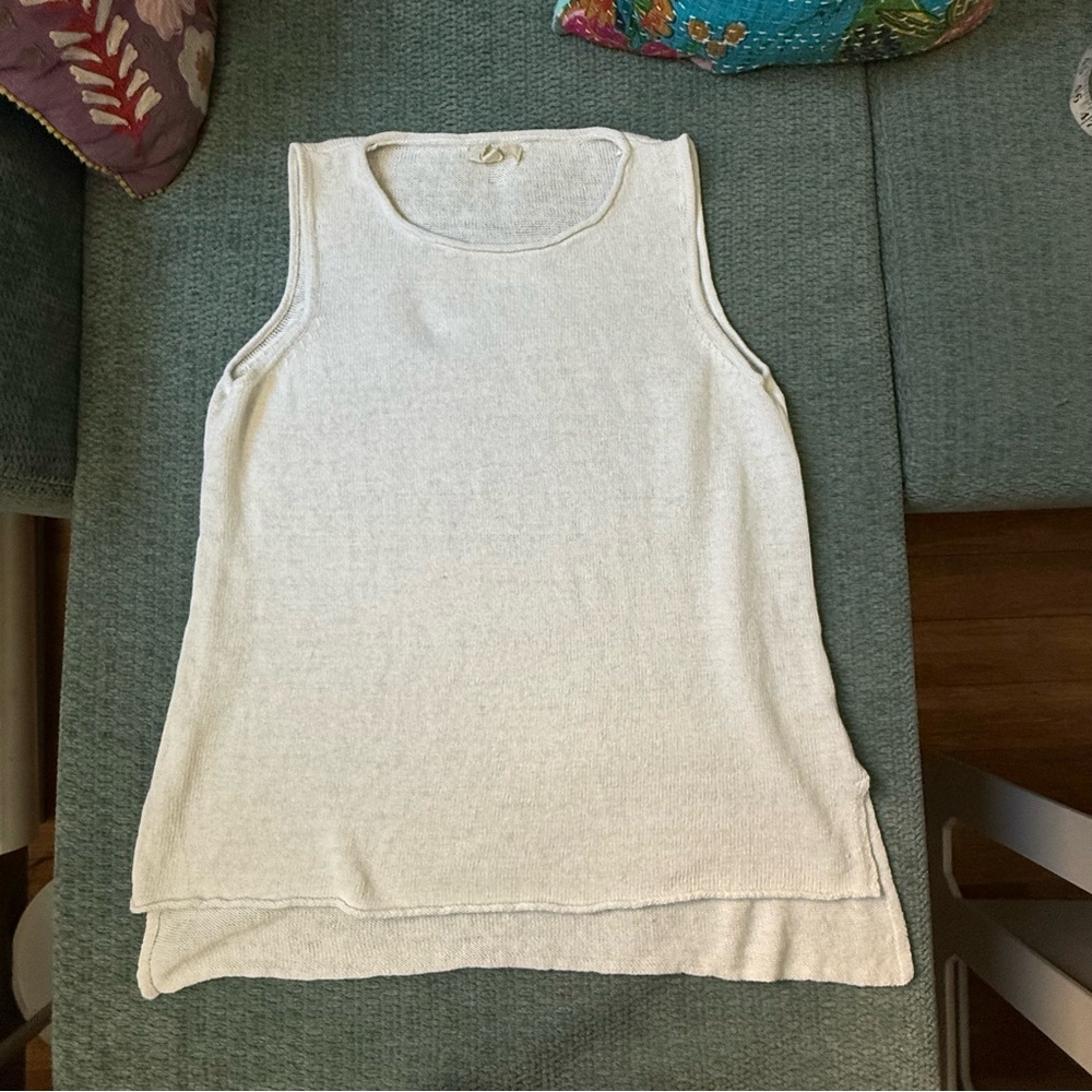 Coastal Grandmother Aesthetic White Linen Blend Long Tunic Vest - Picture 5 of 6